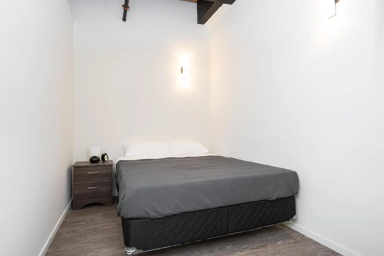 211 Market Ave Condos In The Exchange District ウィニペグ 0*,