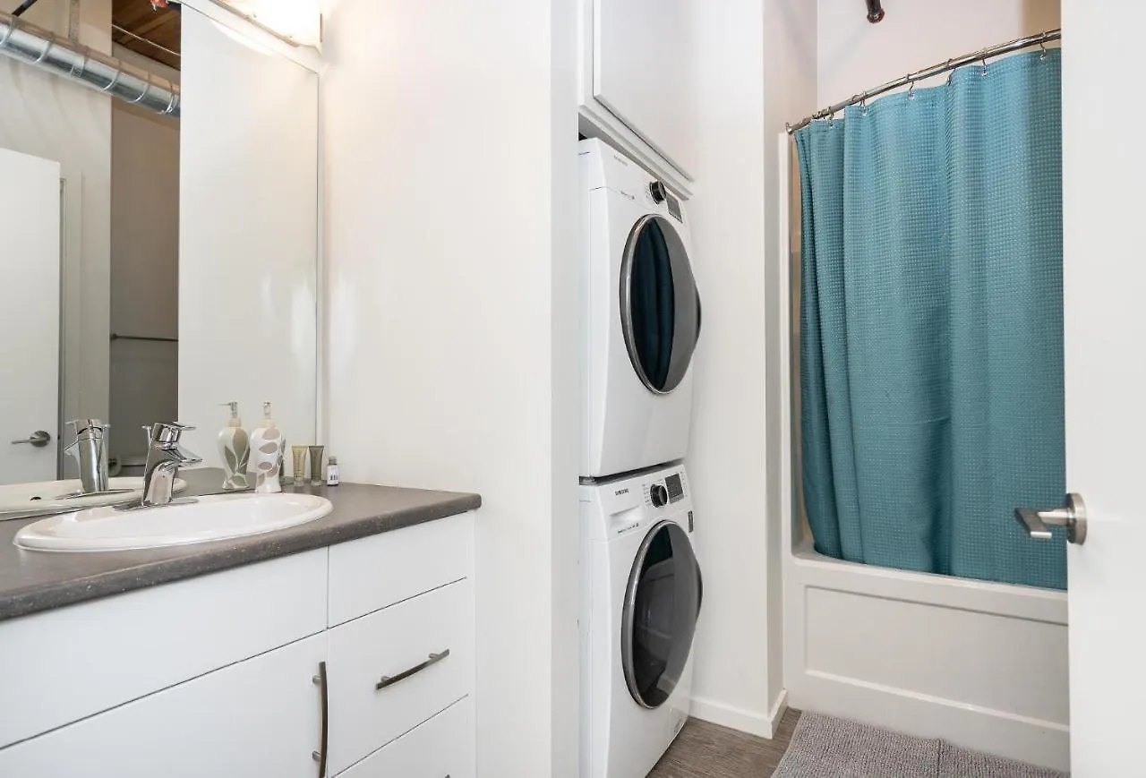 211 Market Ave Condos In The Exchange District ウィニペグ アパート