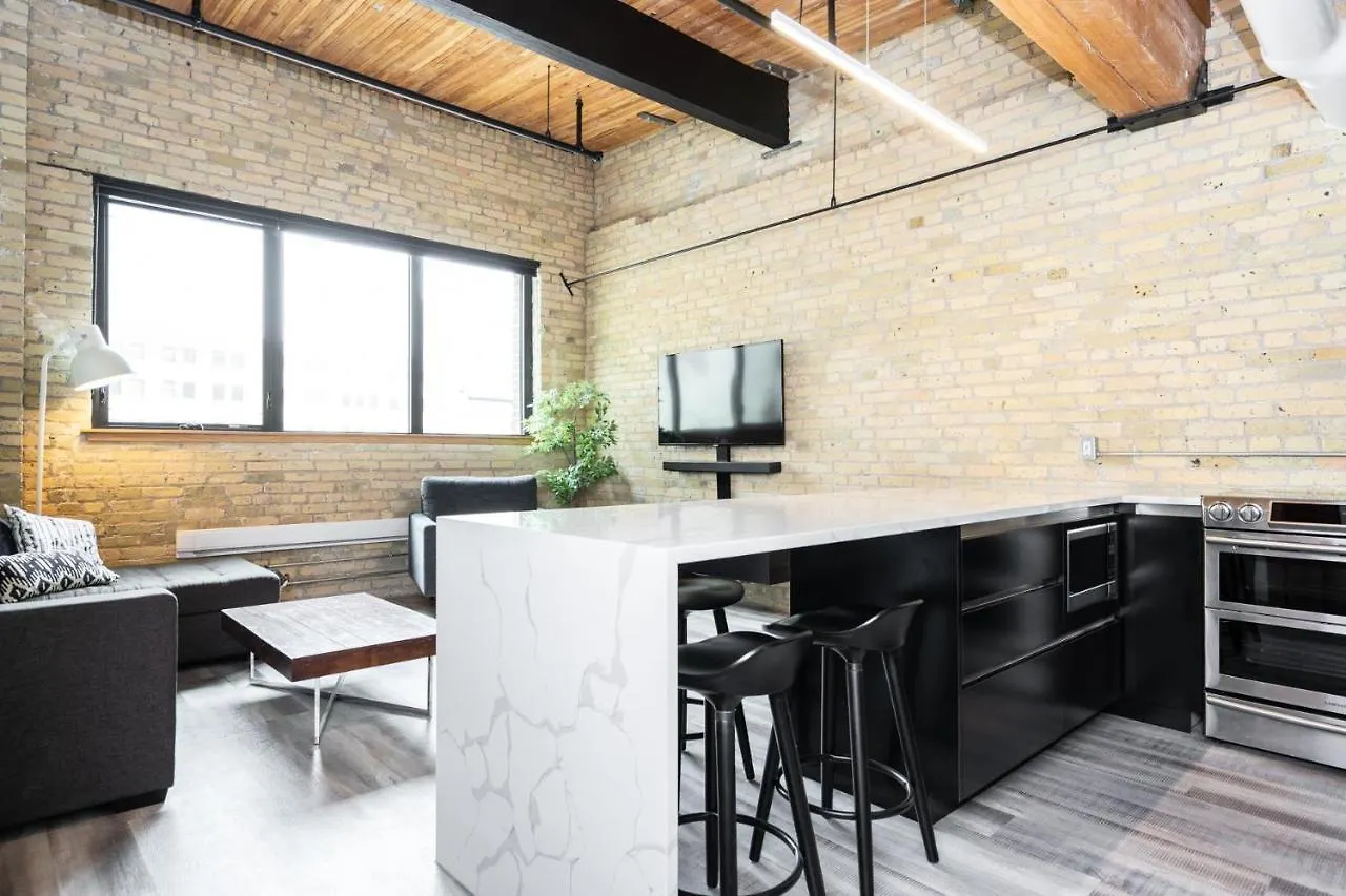 211 Market Ave Condos In The Exchange District ウィニペグ アパート